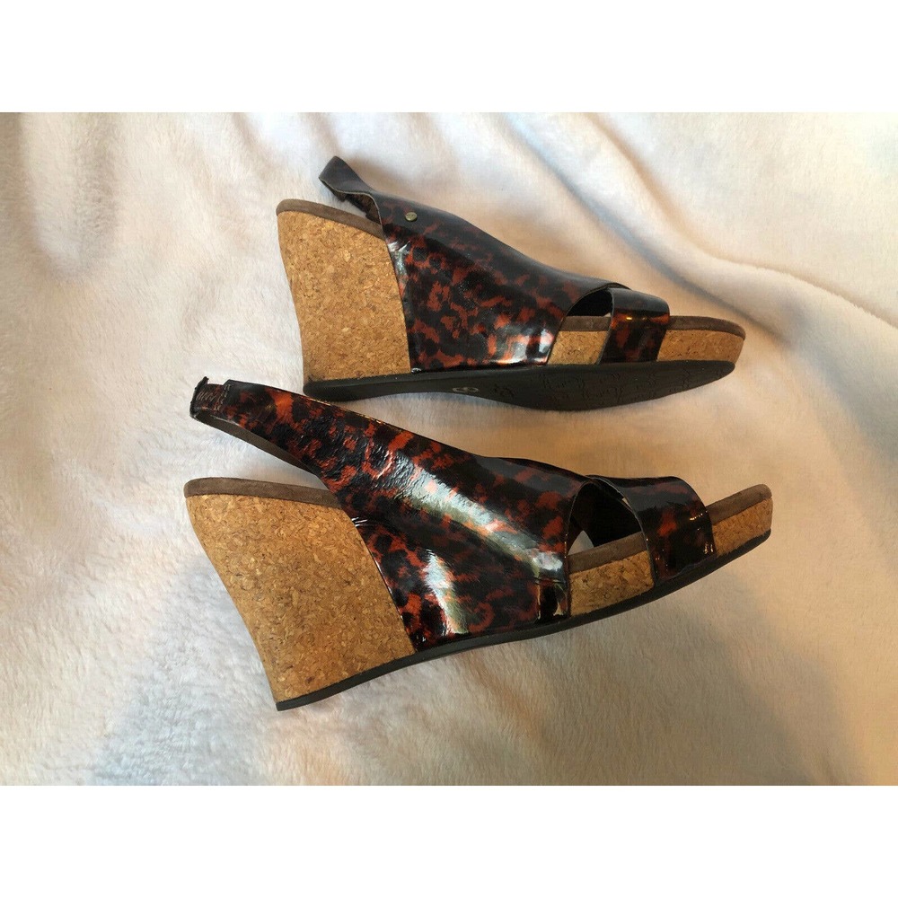 Ugg Wedge Heels Peek-a-boo Toe Size 7